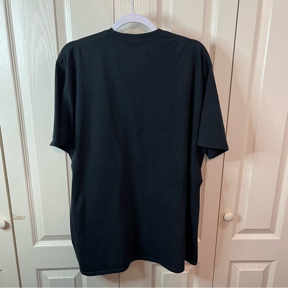 I’m With The Birthday Girl T-shirt - Picture 3 of 7